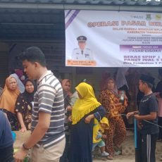 Operasi Pasar Beras  Murah Dalam Rangka Menekan Inflasi Daerah