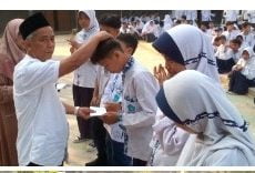 Peduli Anak Yatim Piatu, 117 Murid SMPN 2 Kotabaru Dapat Santunan di Bulan Muharram