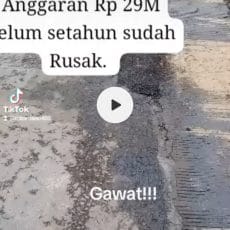 Baru Umur Setahun Proyek Pengaspalan Jalan Tanjung Ledong  Sudah  Rusak Parah