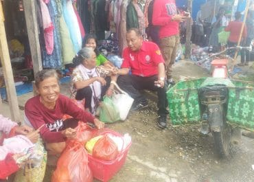 Calon Bupati Toba dan Wakil Bupati Toba No Urut  02 Kunjungi Pusat Pasar Silaen