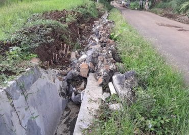 Proyek Drainase Pemalang Baru Selesai Dikerjakan, Kondisi Sudah Hancur