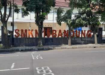 Aroma Korupsi Dana BOS di SMKN 15 Bandung, Biaya Pemeliharaan Mencapai 1,4 M lebih,