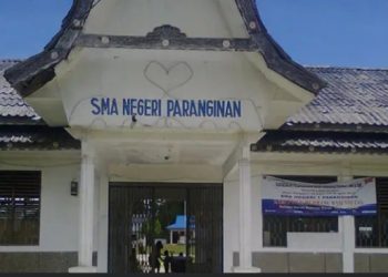 Kepsek SMAN 1 Paranginan Humbanghas Diduga Gelapkan Uang Buku Ratusan Juta