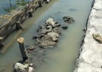 Pelaksanaan Rehab Irigasi di Sidoarjo, di Duga Gunakan Material Lawas Tanpa Belanja.