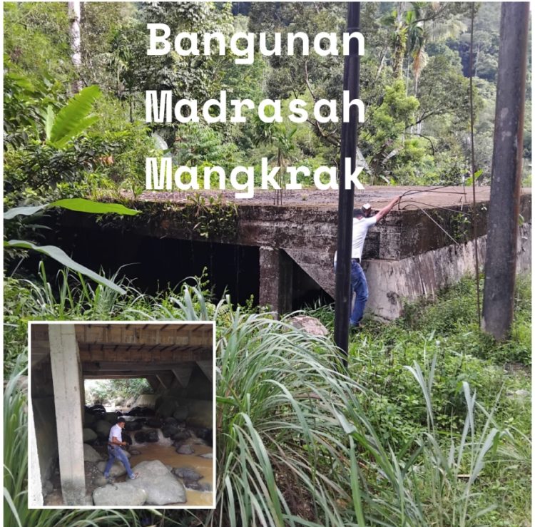 kondisi bangunan madrasah di desa rao-rao bak rumah hantu