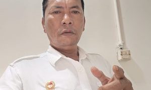 Jhon Girsang Minta Polres Humbahas Periksa Kepsek  SMAN 1 Paranginan