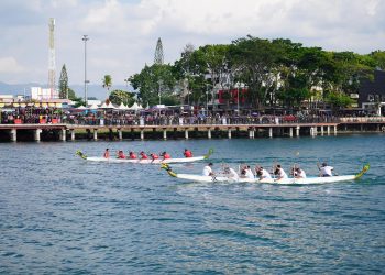 Lomba Solu Bolon Sedot Perhatian Penonton di HUT Toba ke 27