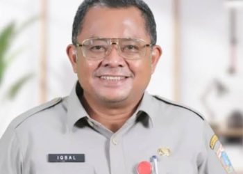 Kadinsos DKI Jakarta Salurkan Bansos PKD Maret 2026