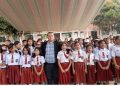 Brando Hutahaean Serahkan Bantuan Drumband Lengkap Dari Alumni ke UPTD SD Negeri Pardomuan Nauli