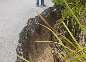 Jalan Vital Penghubung Sigumpar Longsor dan Terabaikan